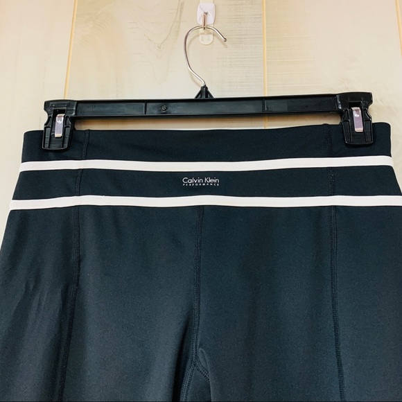 Calvin Klein Quick Dry Black Crop Pants M - Picture 6 of 7